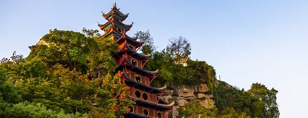 5f9a69b1aa15c_ShibaozhaipagodainChongqingChina.jpg.de97017694edba6260ac93e19a4729e8.jpg