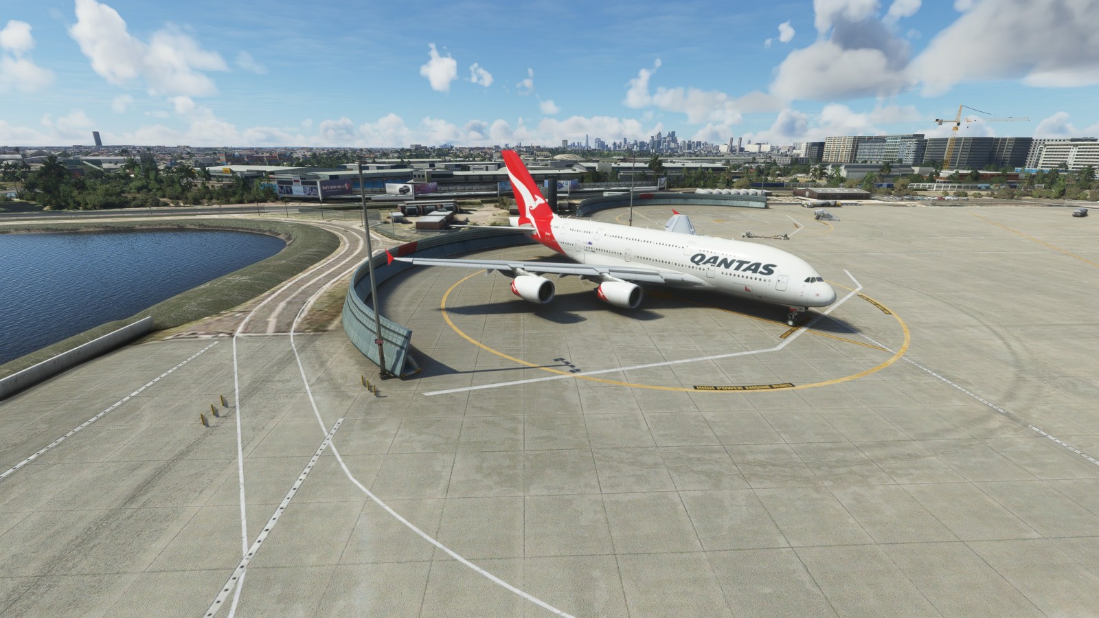 Qantas Airliner, Sydney Airport